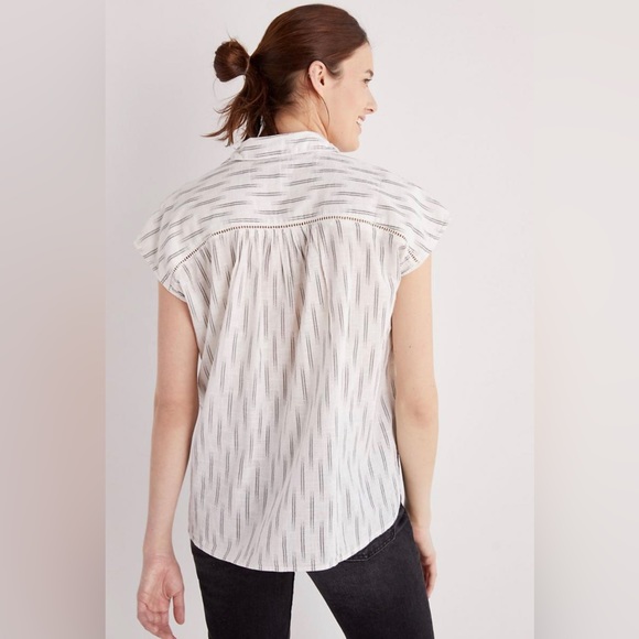 Pilcro Embroidered Surf Blouse BLUE MOTIF Large NWT - Picture 3 of 10